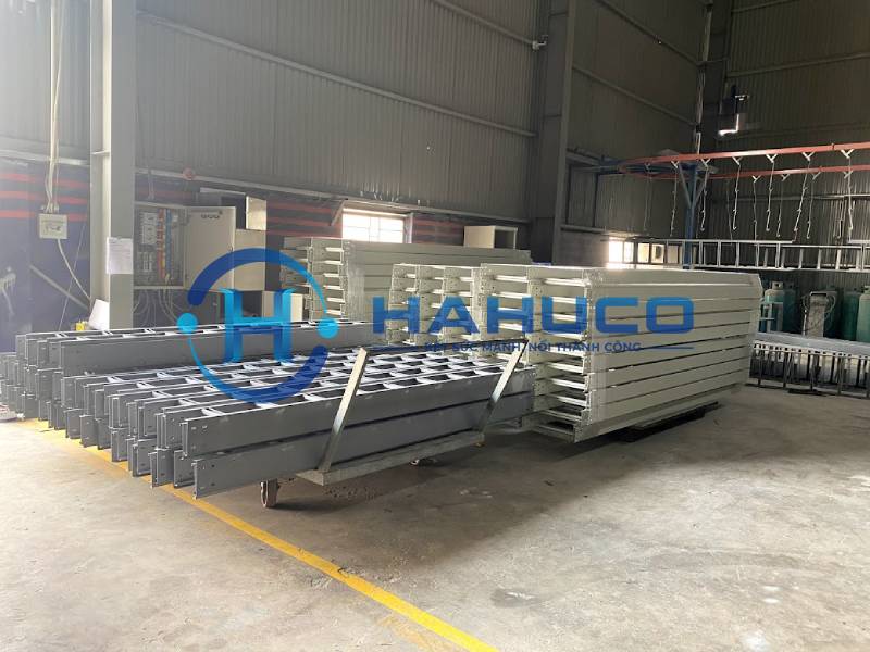 báo giá thang cáp sơn tĩnh điện