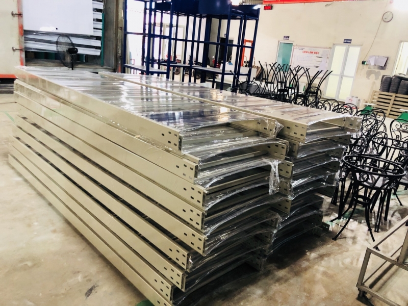 Báo giá thang cáp sơn tĩnh điện mới nhất 1