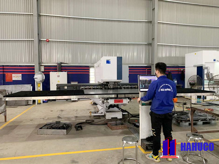 Máy đột và chấn CNC trumpt Đức
