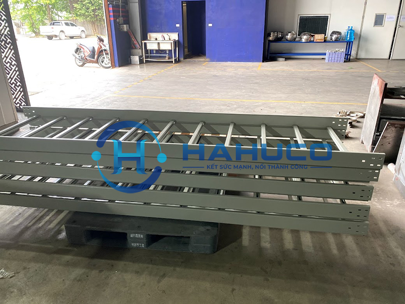 thang cáp điện là gì
