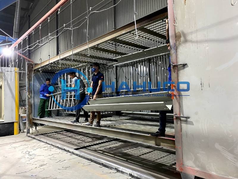 thang máng cáp điện sơn tĩnh điện