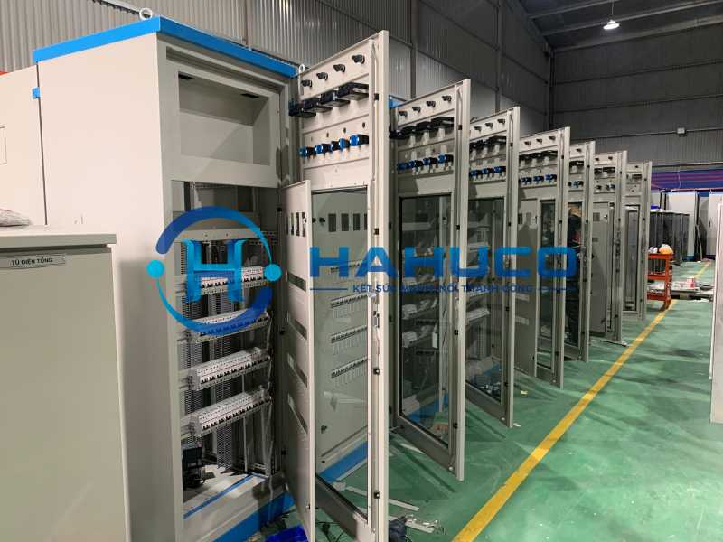 tủ điều khiển