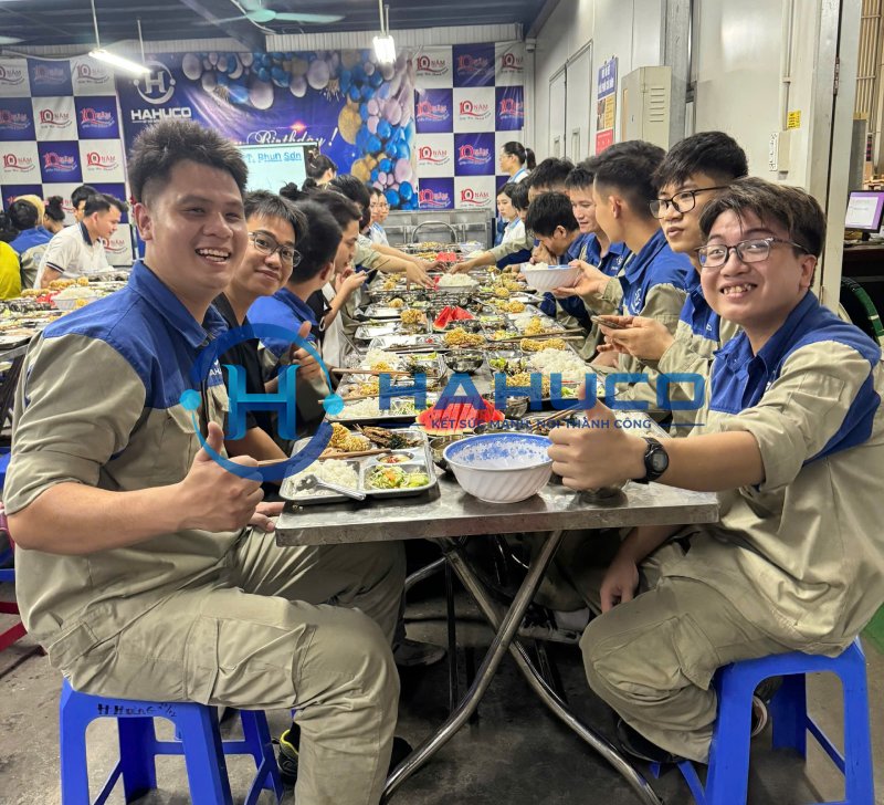 HAHUCO tổ chức tiệc sinh nhật