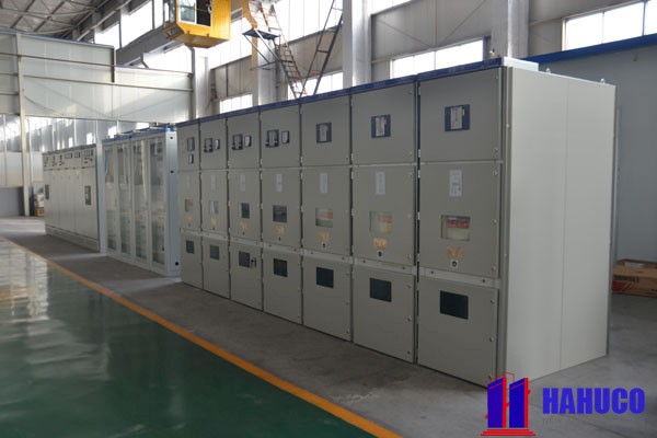 Hình ảnh tủ máy cắt trung thế VCB