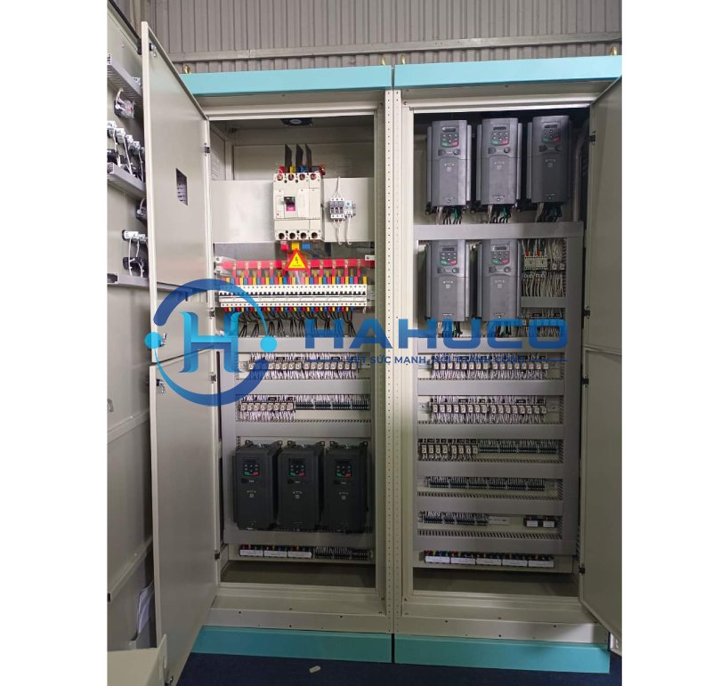 Sự khác nhau giữa tủ phân phối và tủ điều khiển