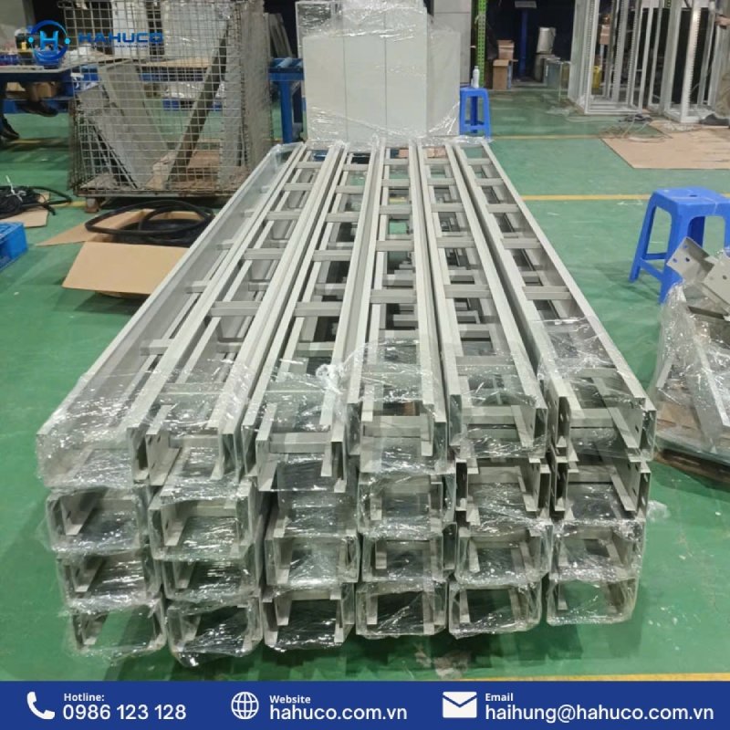 Thang cáp trong phòng sạch