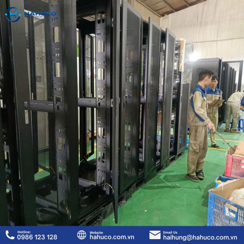 Tủ rack dùng để làm gì