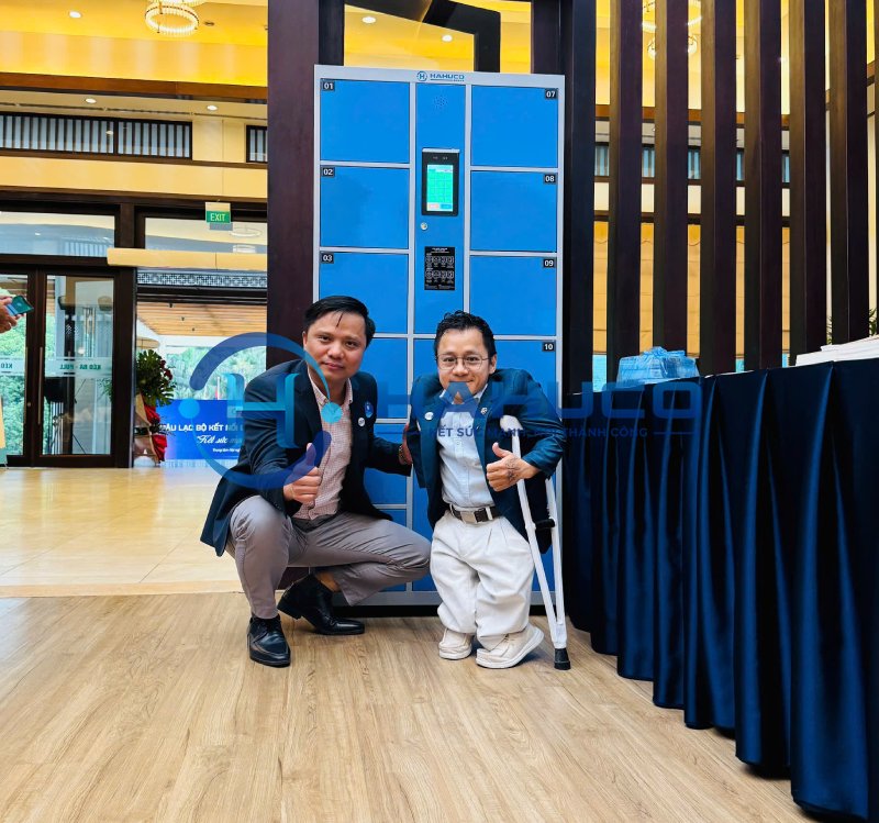 Tủ Smart Locker HAHUCO trong sự kiện xúc tiến Thương mại Trung đông