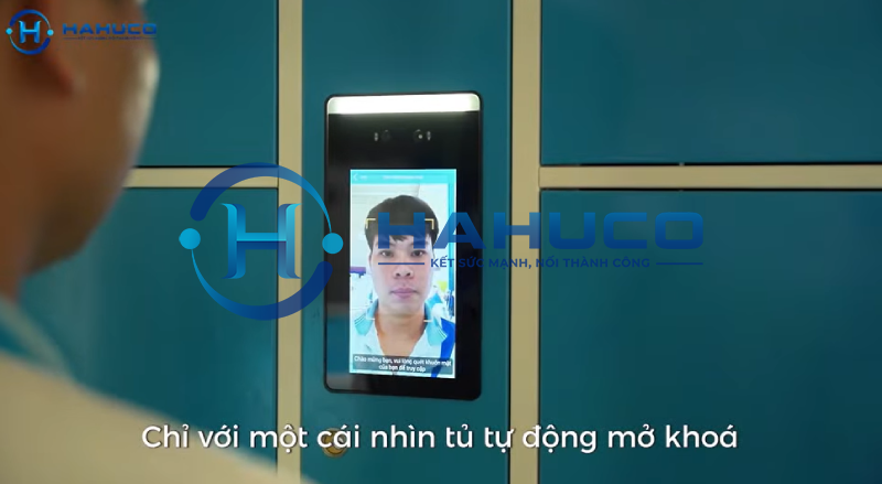 Tủ Smart Locker nhận diện khuôn mặt