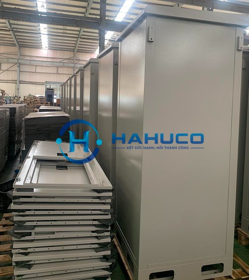 tủ rack ngoài trời